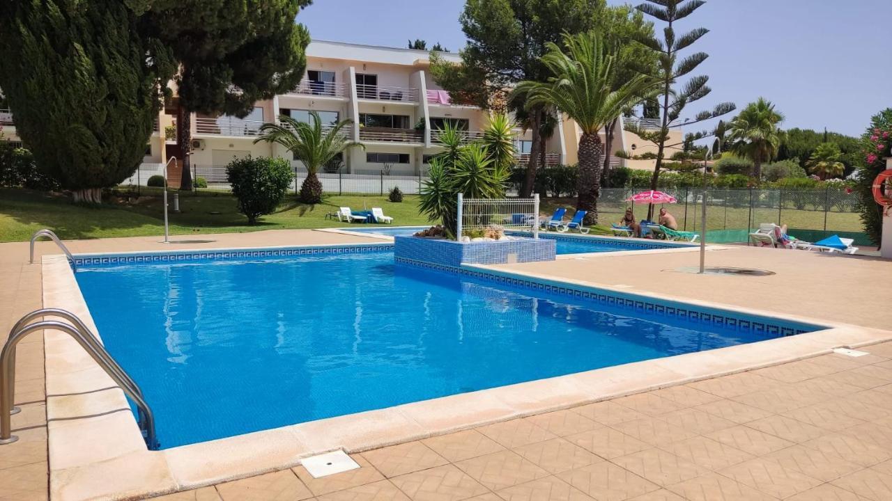 Apartament 01 Sra Da Rocha Com Piscina E Ac - Casas & Papeis Armação de Pêra Zewnętrze zdjęcie