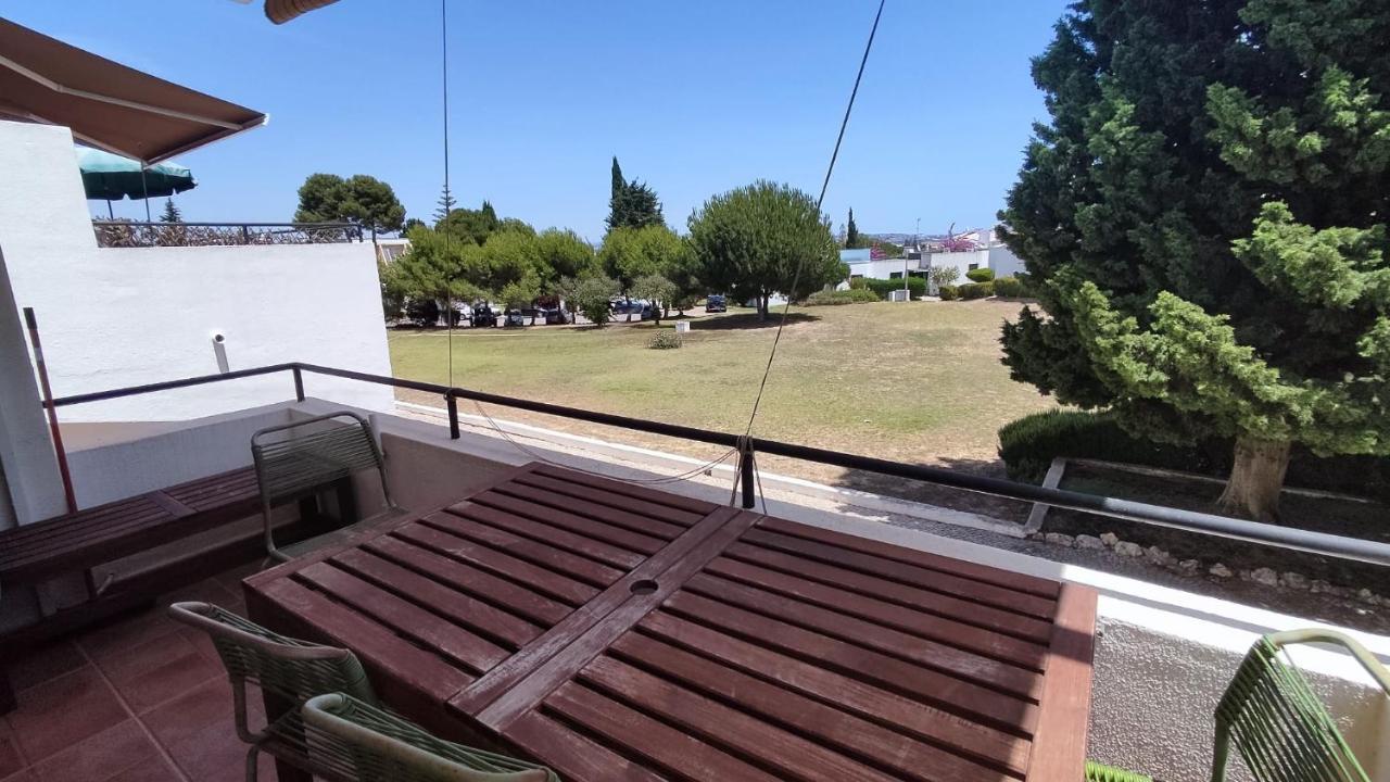 Apartament 01 Sra Da Rocha Com Piscina E Ac - Casas & Papeis Armação de Pêra Zewnętrze zdjęcie